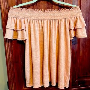 Off the shoulder Mauve top Sz S